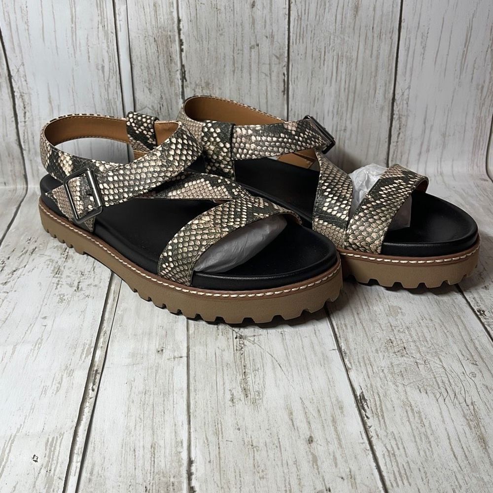 Universal Thread Annika Snakeskin Print Lug Sole Sandals Gray Womens‎ 7W Wide